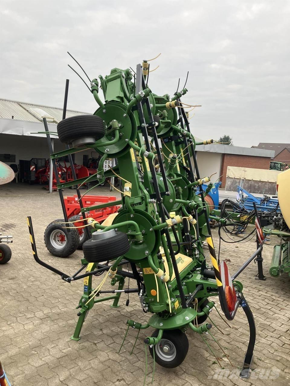 Krone Vendro 1020 Grābekļi un siena ārdītāji
