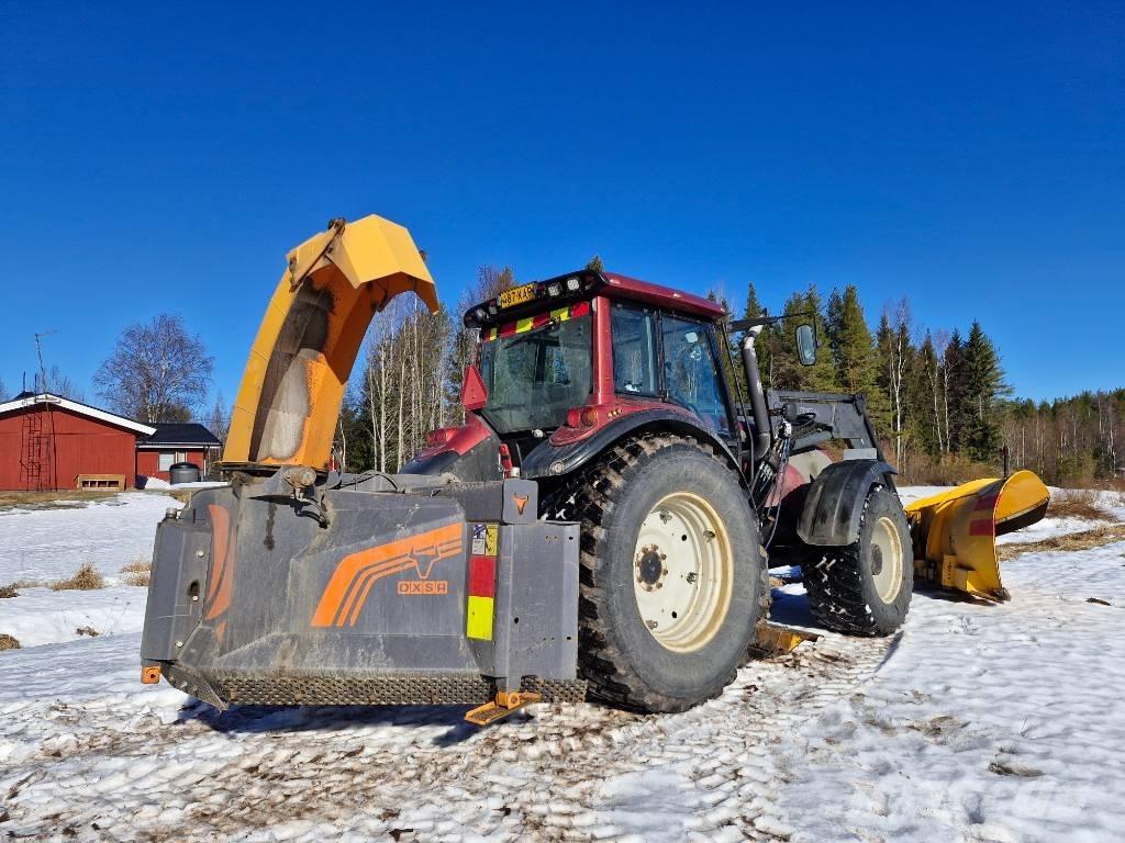 Valtra T 170 Traktori