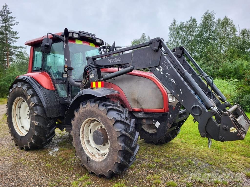 Valtra T 170 Traktori