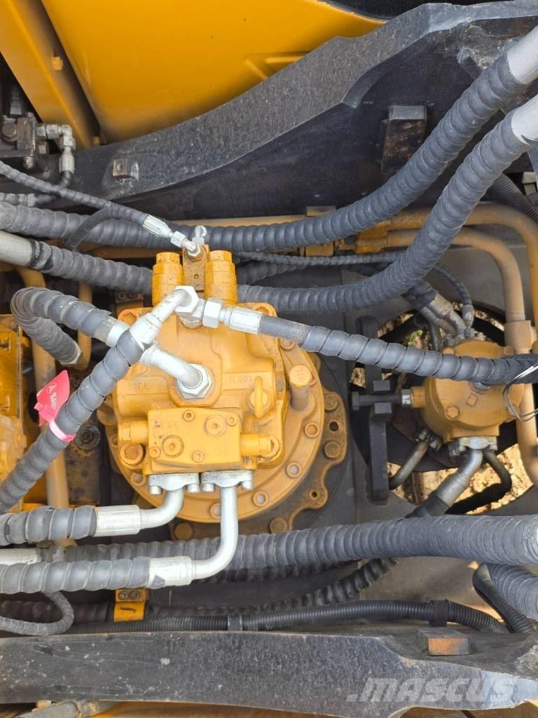 Sany SY215C Kāpurķēžu ekskavatori