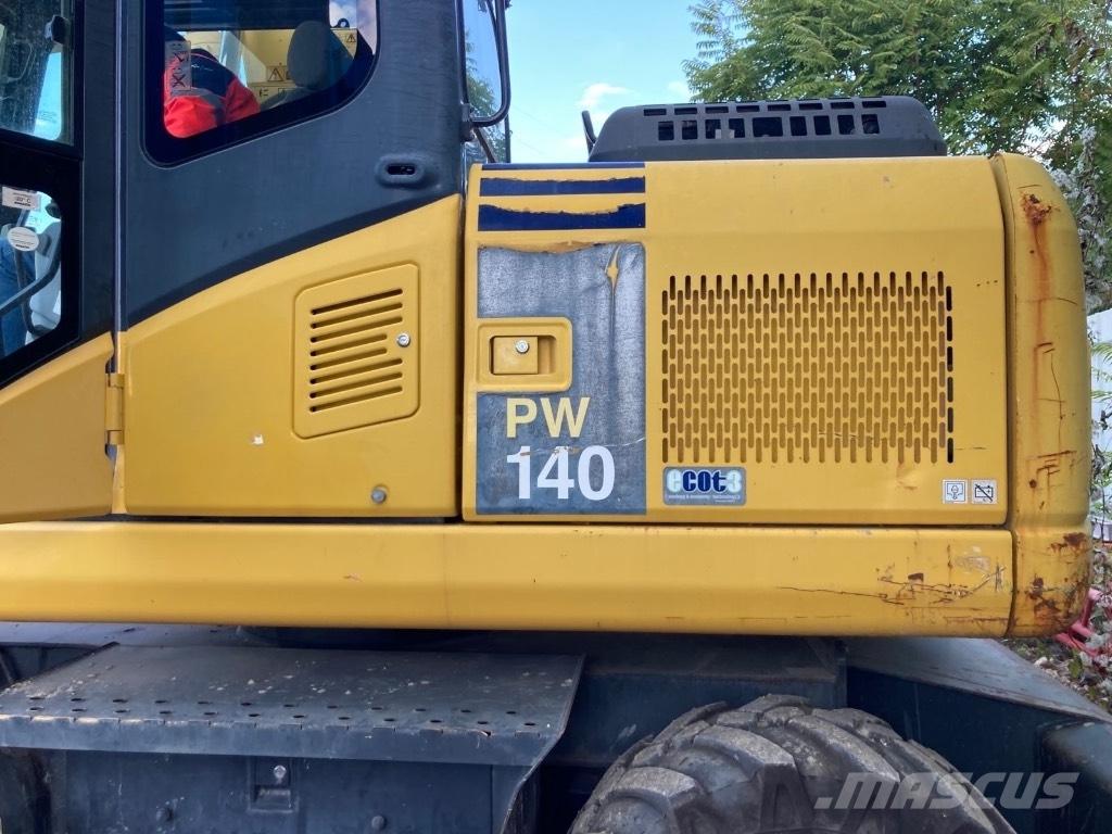 Komatsu PW 140-7 Ekskavatori uz riteņiem