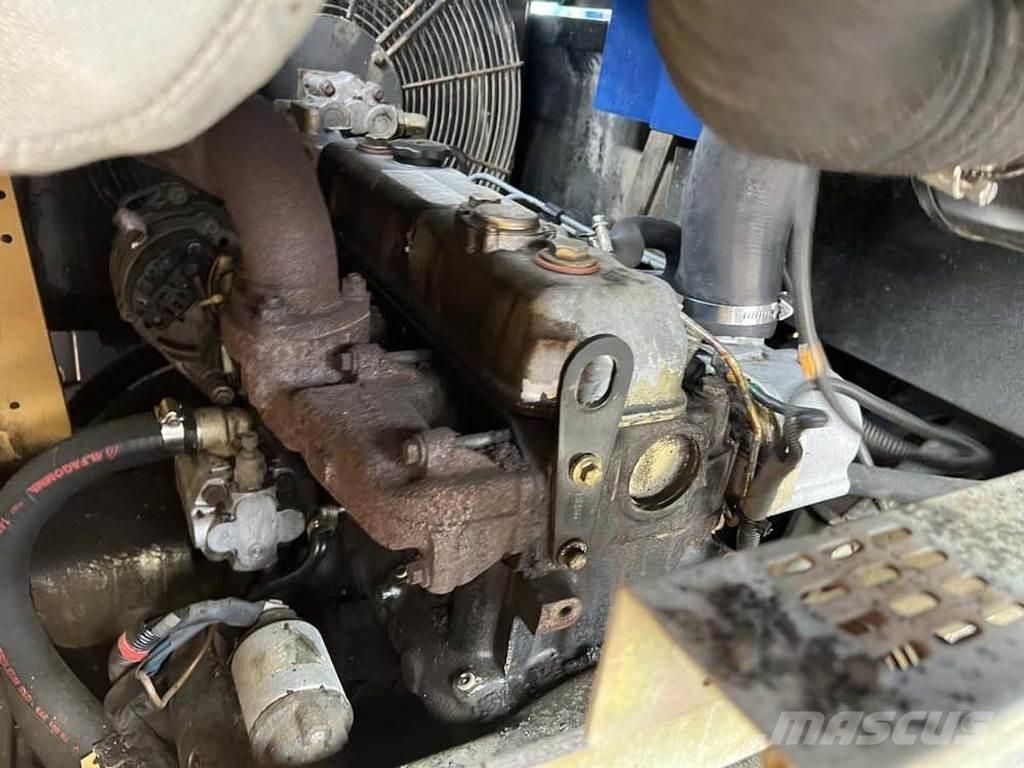 Marini MF 331 Asfalta klājēji