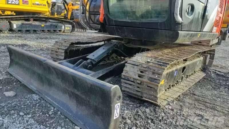 Hitachi ZX 60 Kāpurķēžu ekskavatori