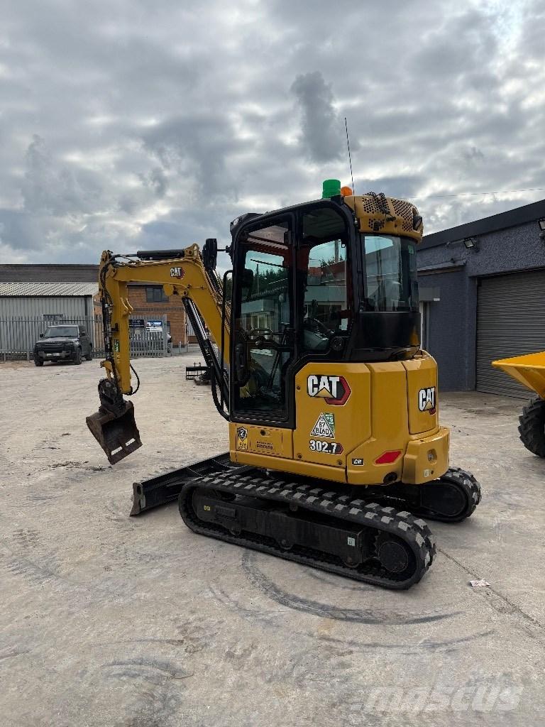 CAT 302.7 CR Mini ekskavatori < 7 t