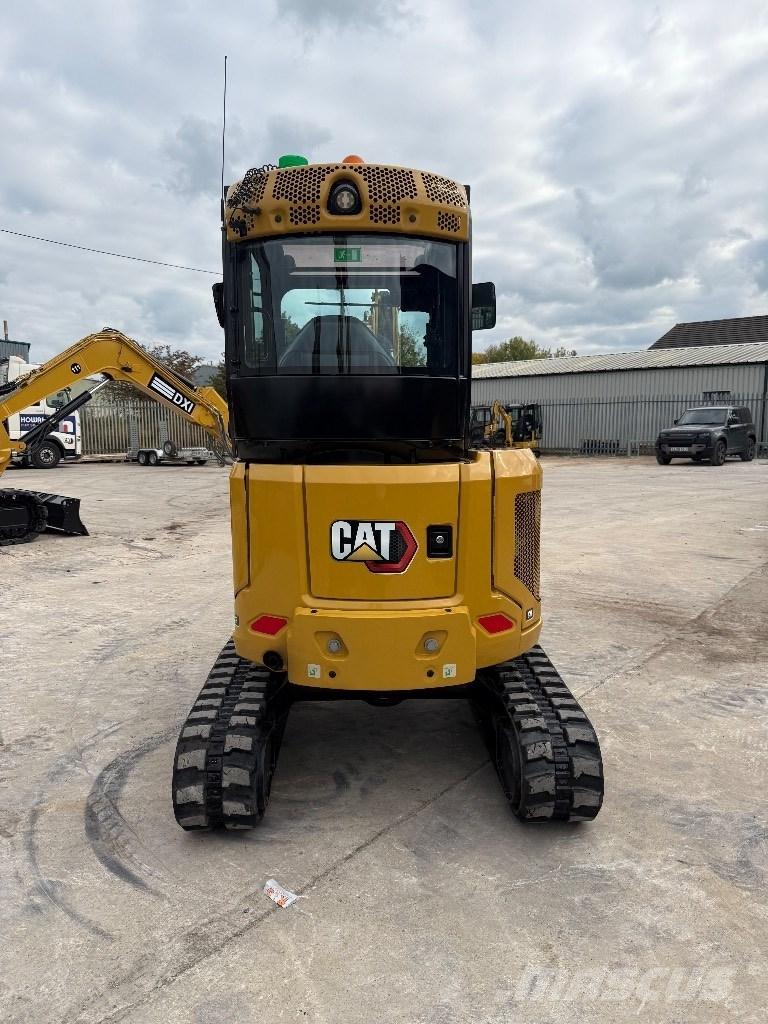 CAT 302.7 CR Mini ekskavatori < 7 t