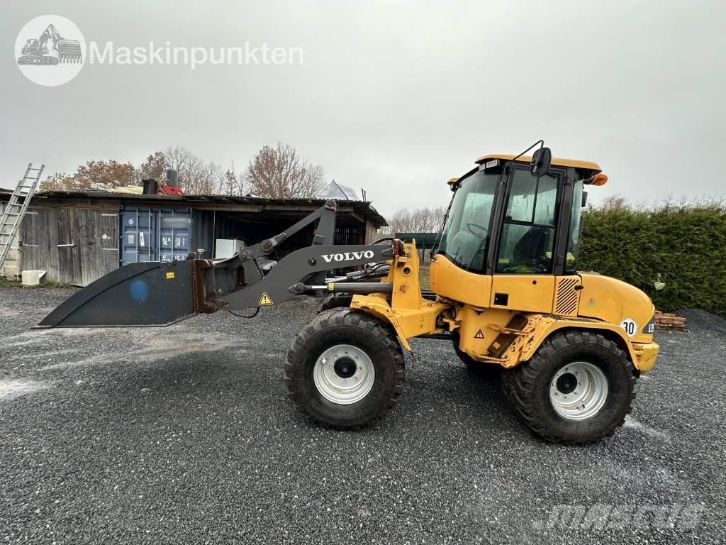 Volvo L 35 B Iekrāvēji uz riteņiem