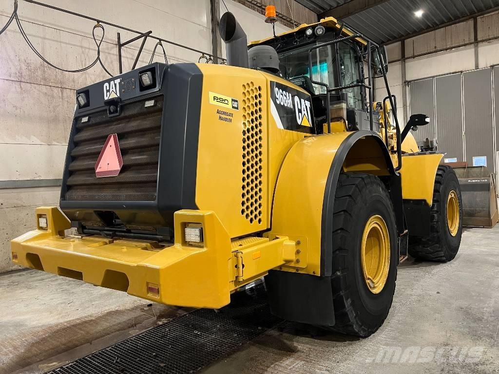 CAT 966 M Iekrāvēji uz riteņiem