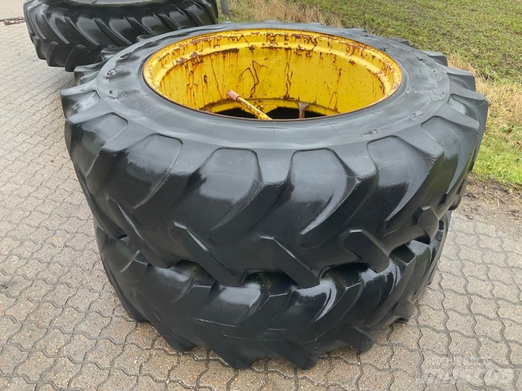  Tvillinghjul Riepas, riteņi un diski