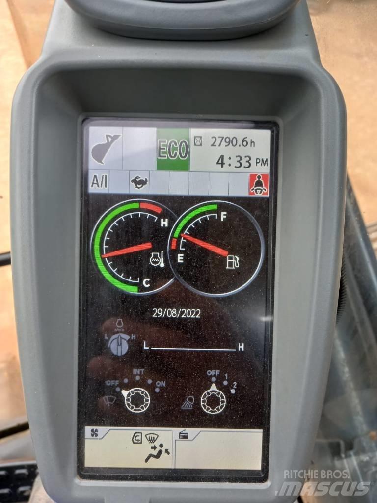 DEERE 210G Kāpurķēžu ekskavatori