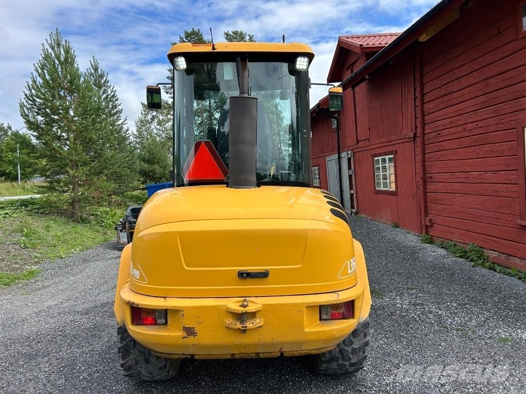 Volvo L 35 B Iekrāvēji uz riteņiem