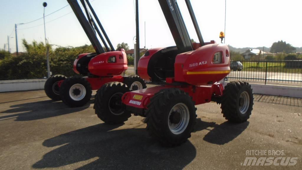 Manitou 200 ATJ Strēles pacēlāji