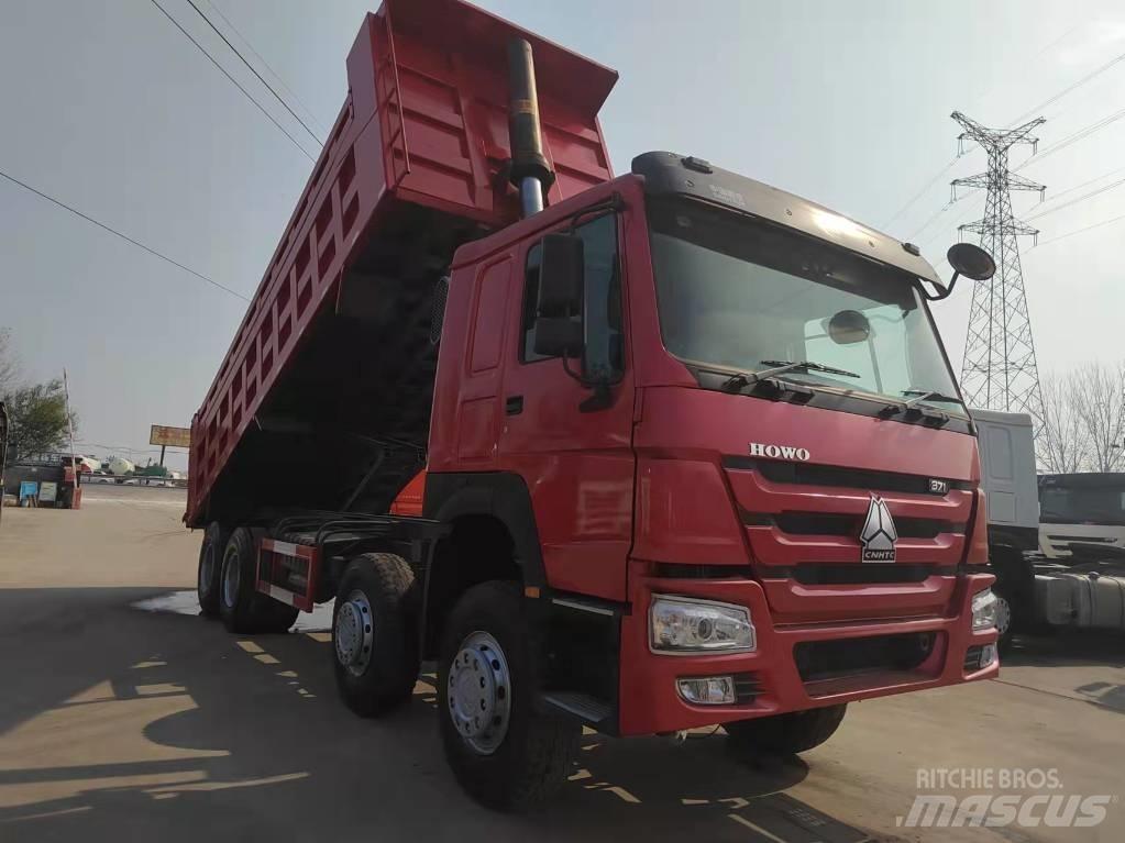 Howo 371 8x4 Pašizgāzējs