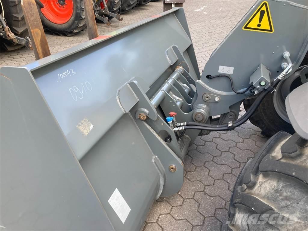 Kramer KT 307 Teleskopiskie manipulatori