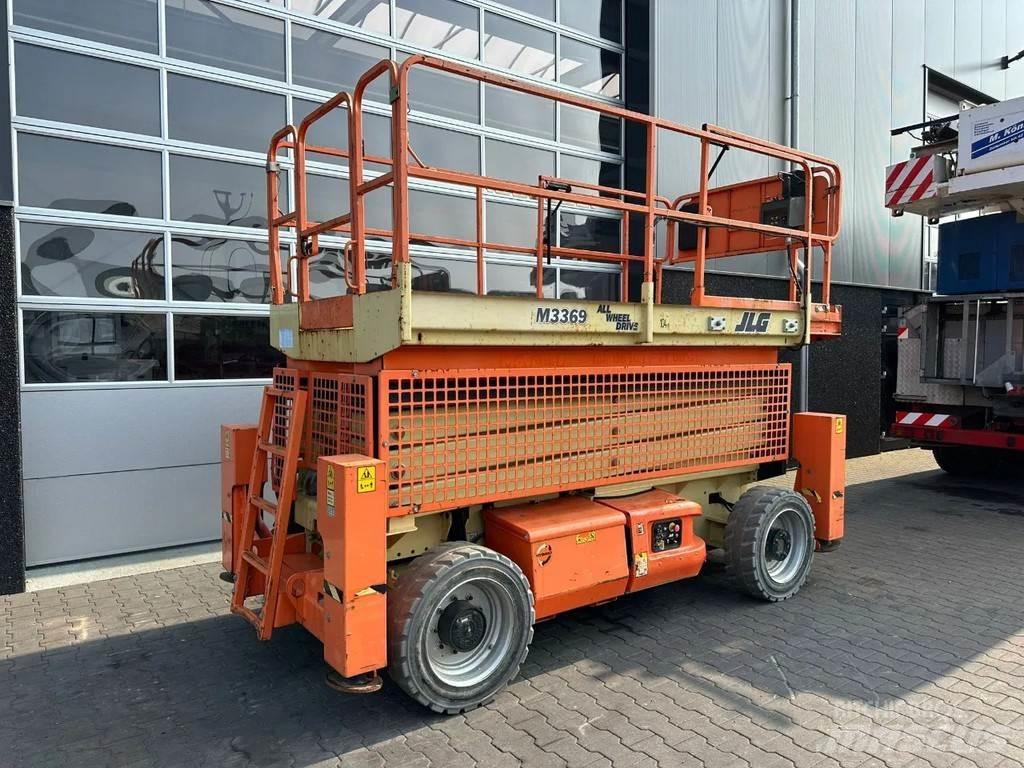 JLG M3369 Šķerveida pacēlāji