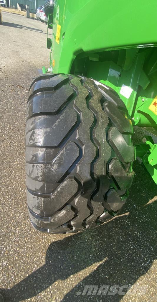 John Deere V461M Rituļu preses