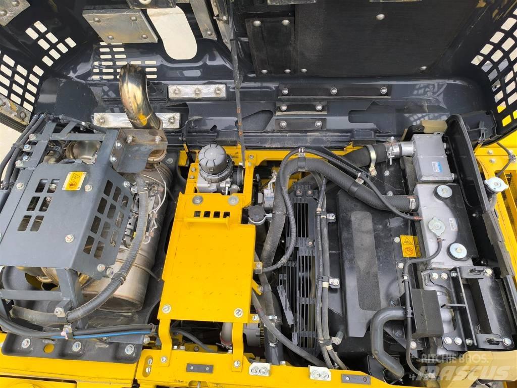 Komatsu HB 215 LC-3 Kāpurķēžu ekskavatori