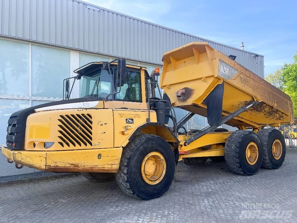 Volvo A25E Artikulētie pašizgāzēji