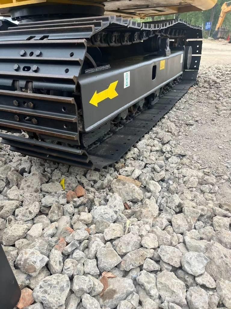 Komatsu PC70-8 Vidēja lieluma ekskavatori 7 t - 12 t