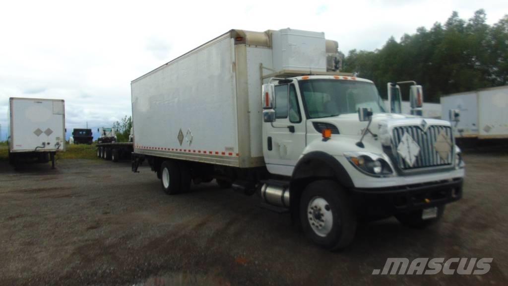 International 7600 Furgons