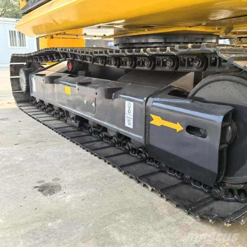 Komatsu PC 130 Kāpurķēžu ekskavatori