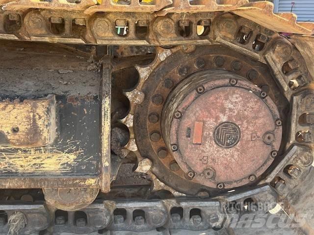 JCB Bandgrävare 220X Kāpurķēžu ekskavatori