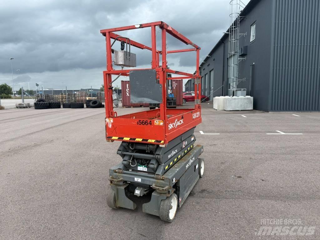 SkyJack SJ 3219 Šķerveida pacēlāji