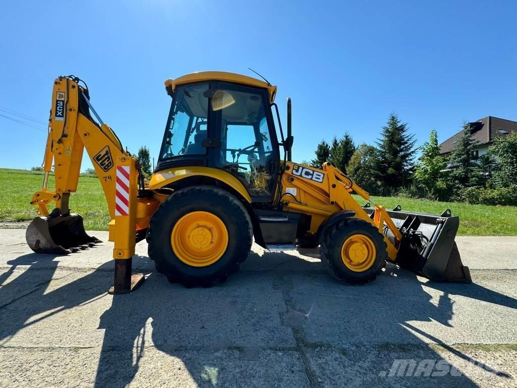 JCB 3CX Ekskavatori-iekrāvēji