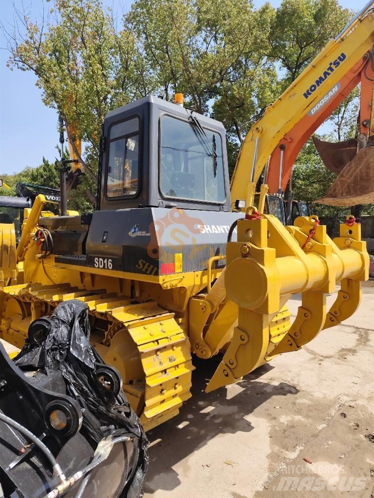 Shantui SD 16 Kāpurķēžu buldozeri