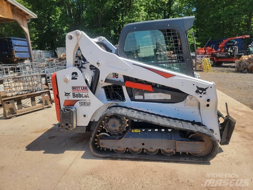 Bobcat T595 Lietoti riteņu kompaktiekrāvēji