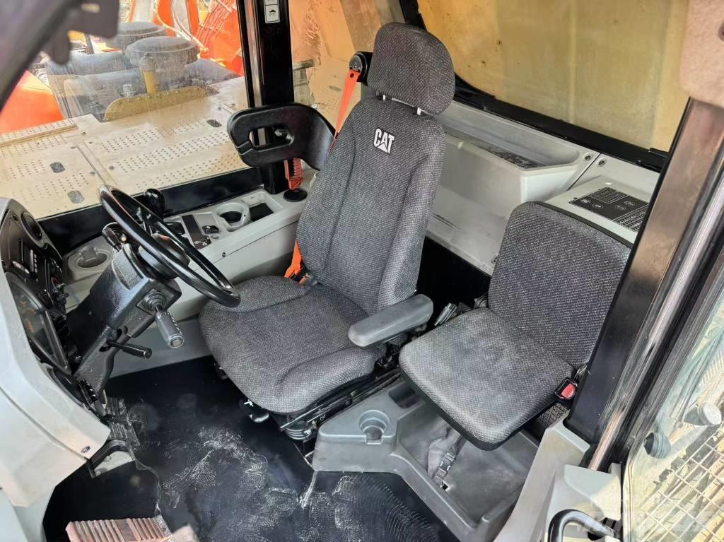 CAT 773 F Karjeras kravas automašīnas
