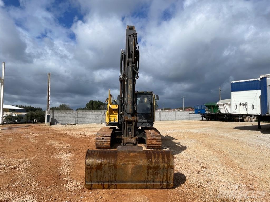 Volvo EC 220 E Kāpurķēžu ekskavatori