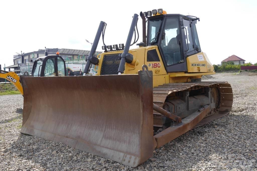 New Holland D 180 Kāpurķēžu buldozeri