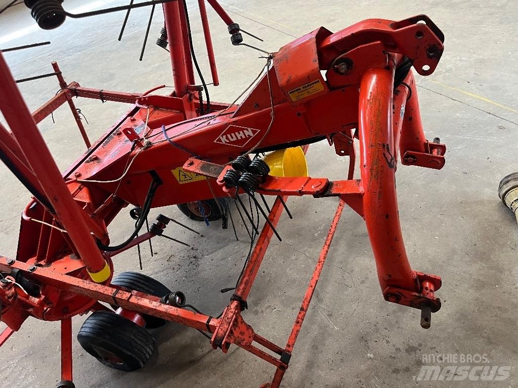 Kuhn 8501 MH Grābekļi un siena ārdītāji