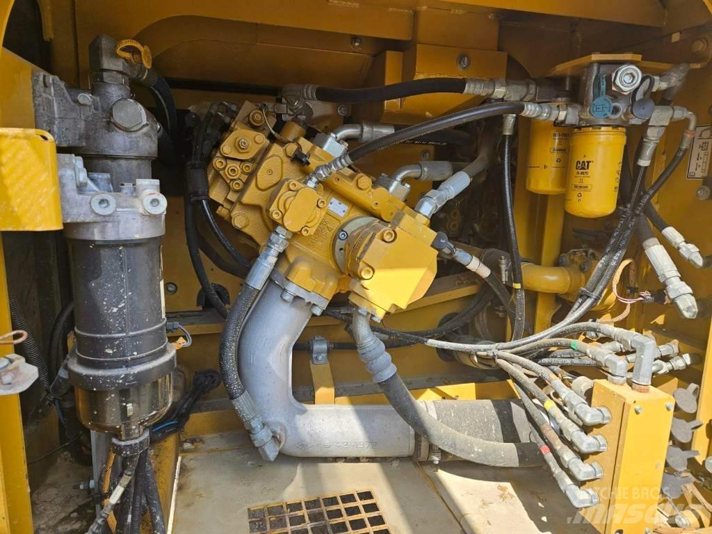 CAT 326 F L Kāpurķēžu ekskavatori