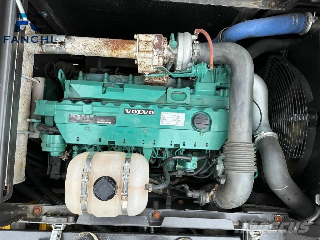Volvo 210 Kāpurķēžu ekskavatori