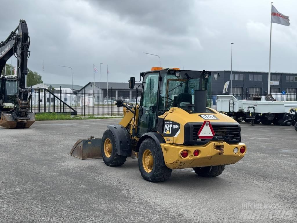 CAT 906 H Iekrāvēji uz riteņiem