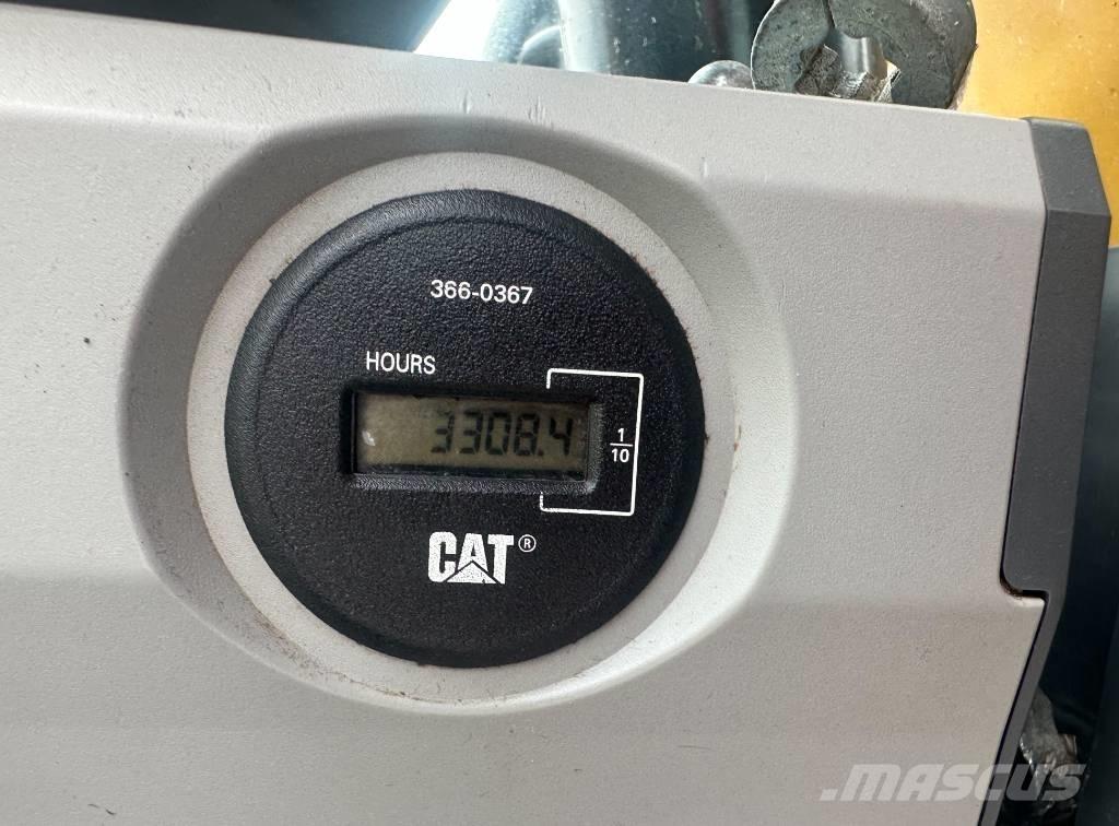 CAT 313 F L Kāpurķēžu ekskavatori