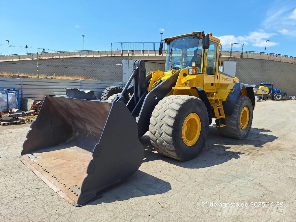 Volvo L 120 E Iekrāvēji uz riteņiem