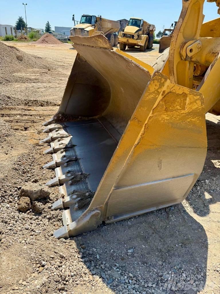CAT 966 G Iekrāvēji uz riteņiem
