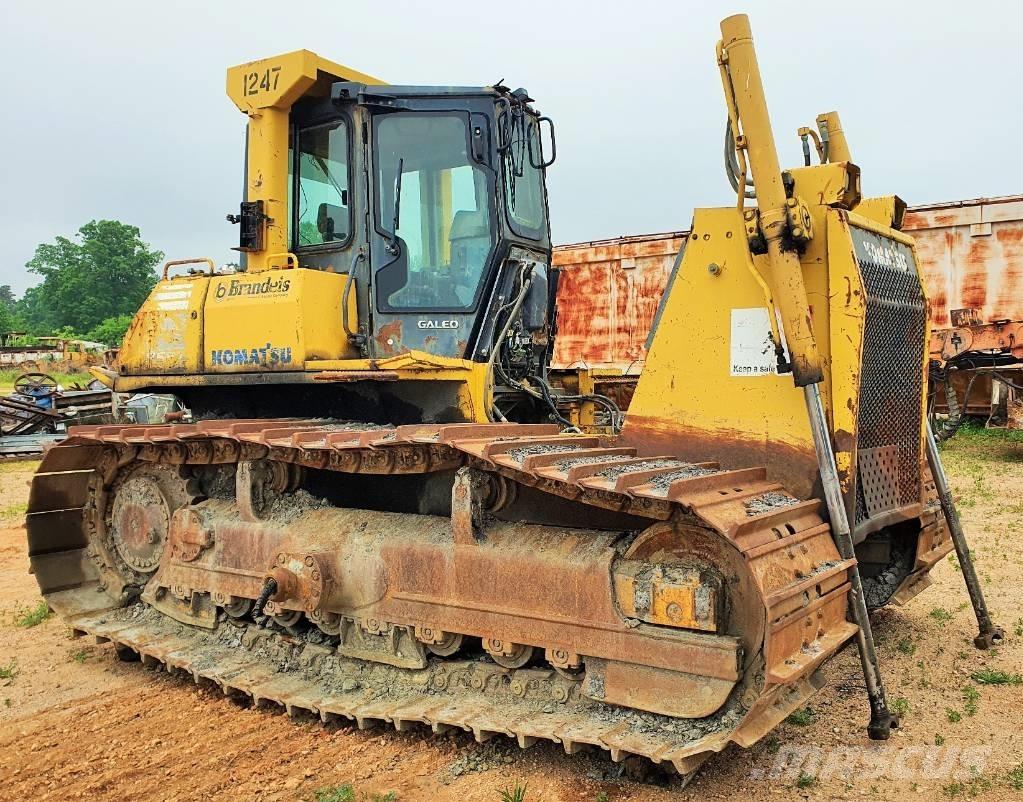 Komatsu D 85 PX-15 Kāpurķēžu buldozeri