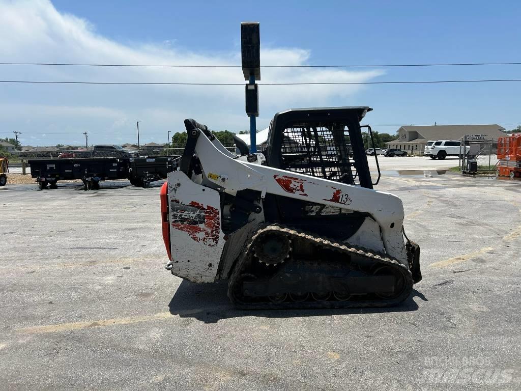 Bobcat T64 Lietoti riteņu kompaktiekrāvēji