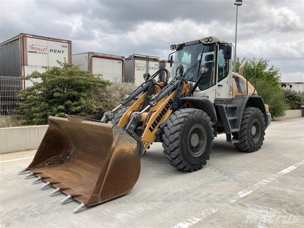 Liebherr L 526 Iekrāvēji uz riteņiem