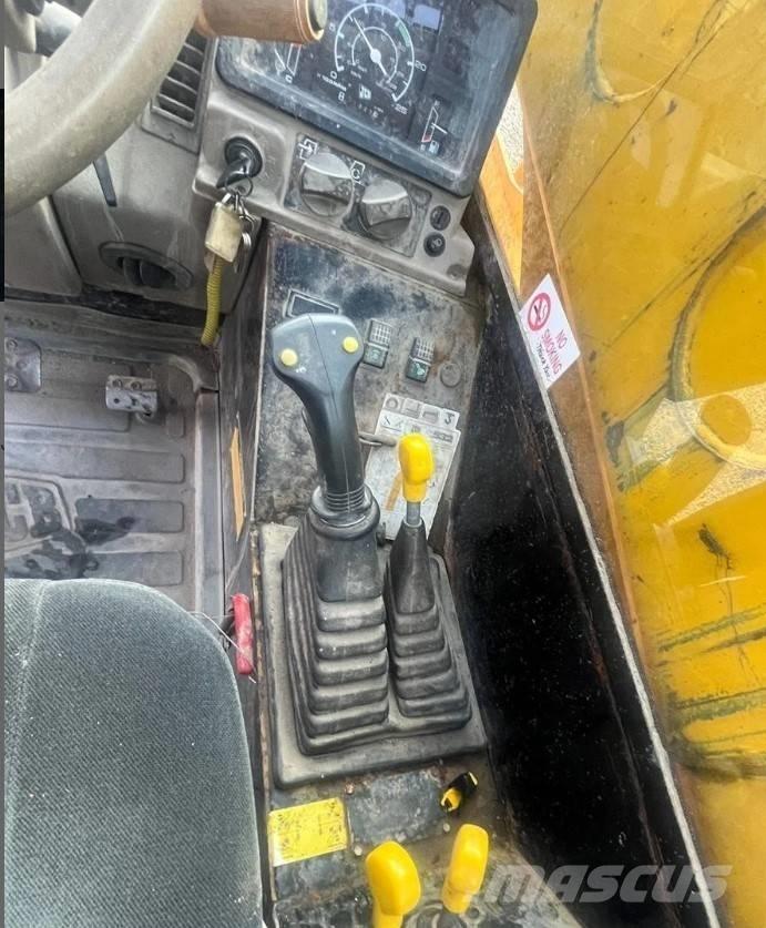 JCB 532-120 Teleskopiskie manipulatori