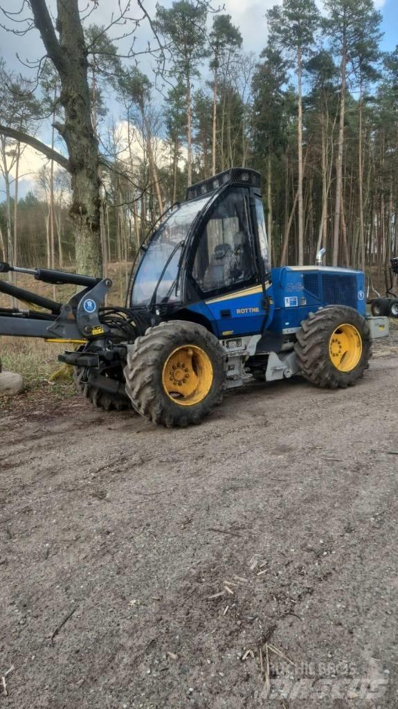 Rottne H8 Harvesteri