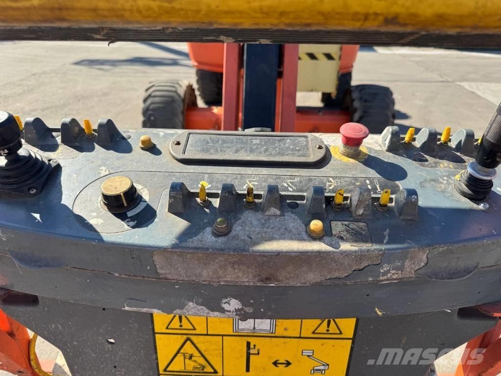 JLG 450 AJ Strēles pacēlāji