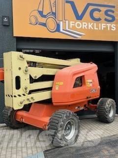 JLG 450 AJ Strēles pacēlāji