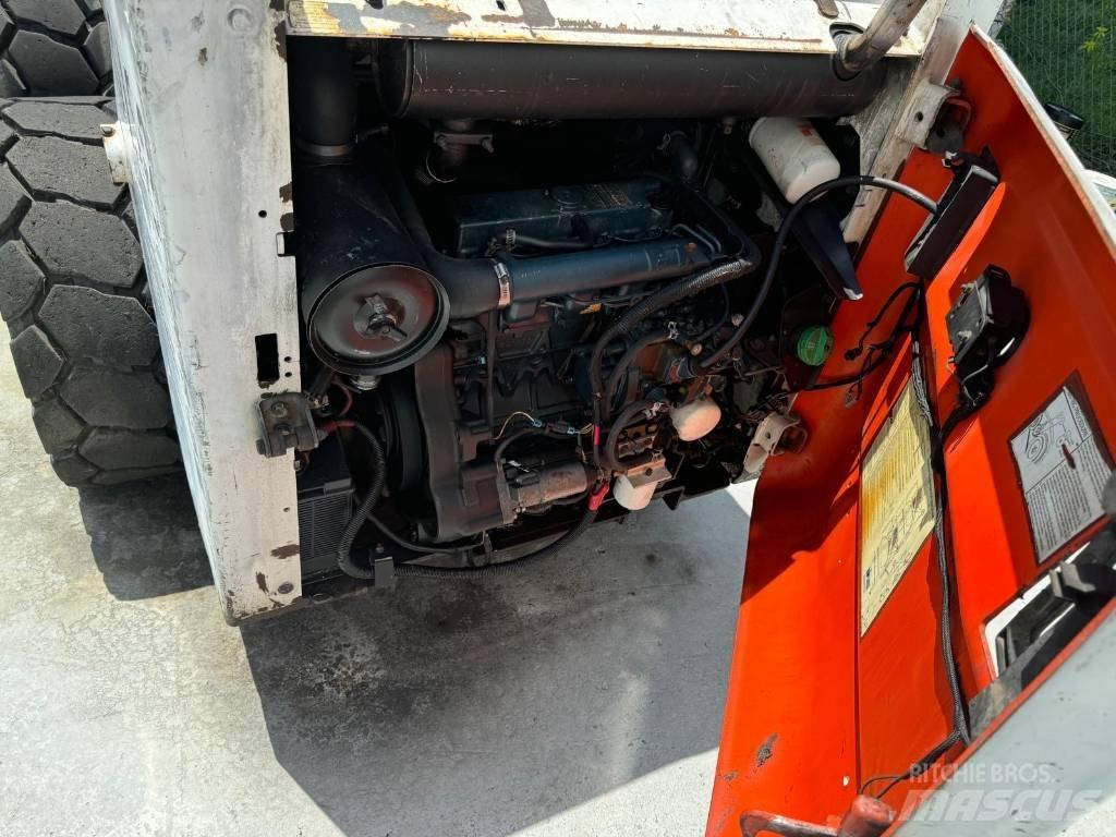 Bobcat S 150 Lietoti riteņu kompaktiekrāvēji