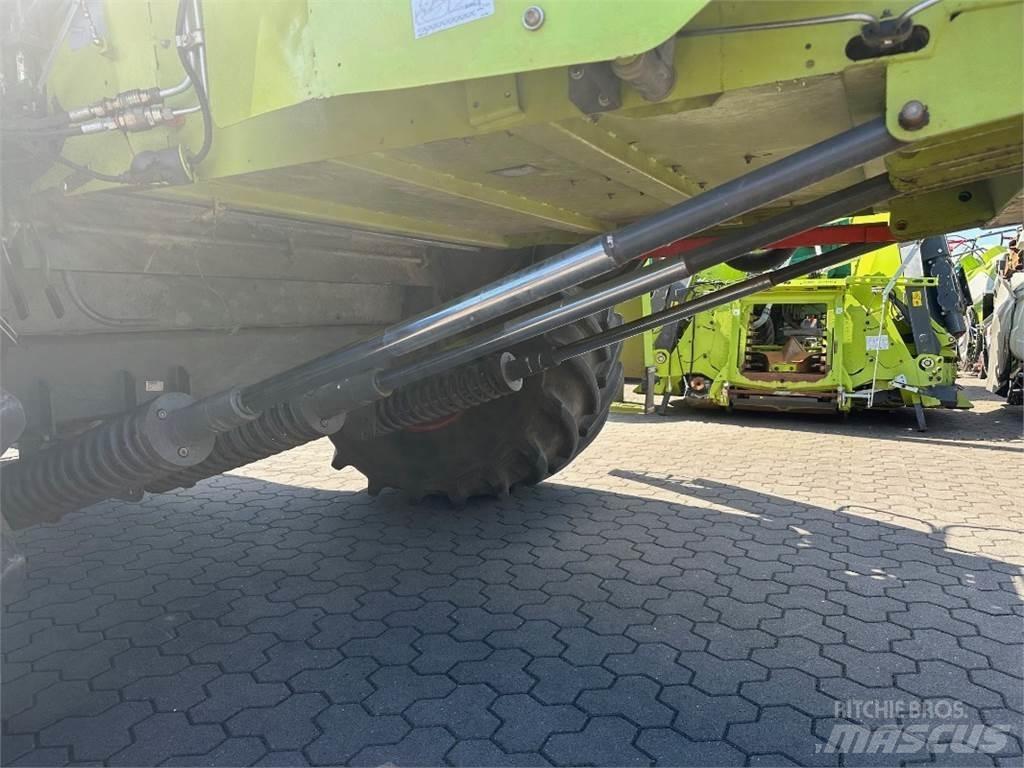 CLAAS Lexion 540 Ražas novākšanas kombaini