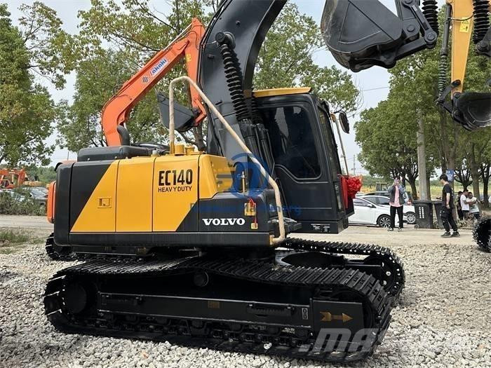 Volvo EC140 Kāpurķēžu ekskavatori