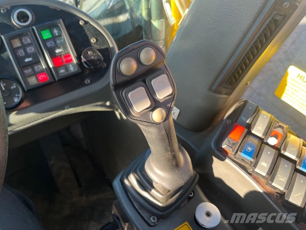 Wille 655 / MYYTY, sold Kompaktie traktori